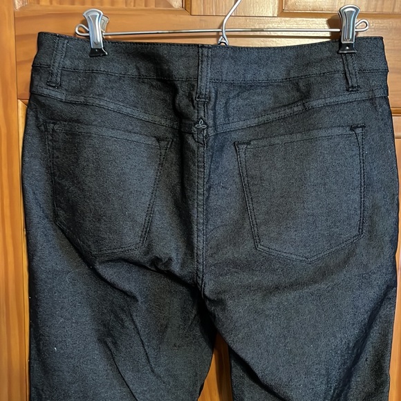 PRANA |sz 10 Women's Black Low Rise Kara Straight Leg Outdoor Trail Hiking Jeans - Picture 5 of 6